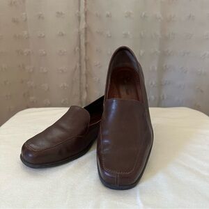 ‼️SOLD ‼️Naturalizer - Brown Square Toe Loafers